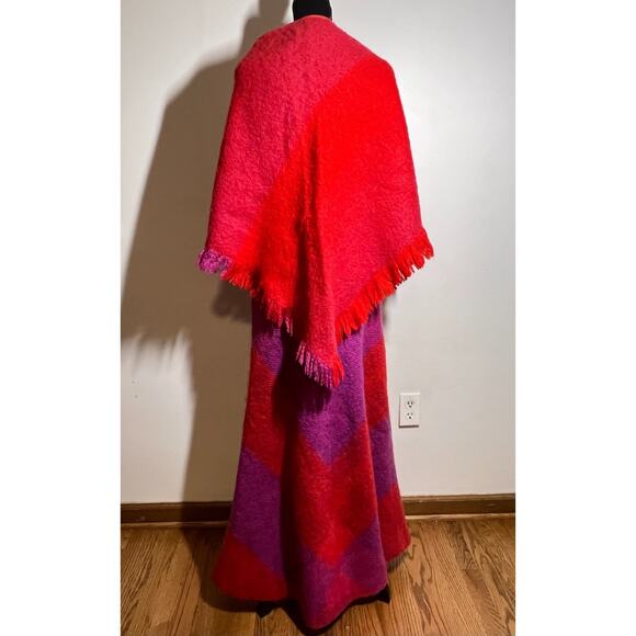 VTG Lena Rewell Finland Red/Purple Wool Shawl and Long Skirt XS/S Stunning! - Picture 5 of 10